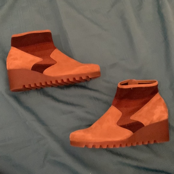 BRAND NEW Arche Larizy Leather Wedge Ankle Boot - Picture 4 of 14